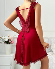 Sexy V-Back Butterfly Design High-Slit Lace Nightdress