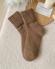 5-Pack Warm Thick Knit Soft Casual Mid-Tube Plush Socks